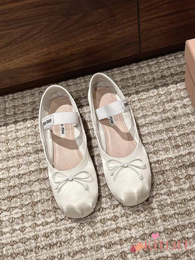Kitlife Miu Miu Women's White Satin Ballerina Strap Flats - 1