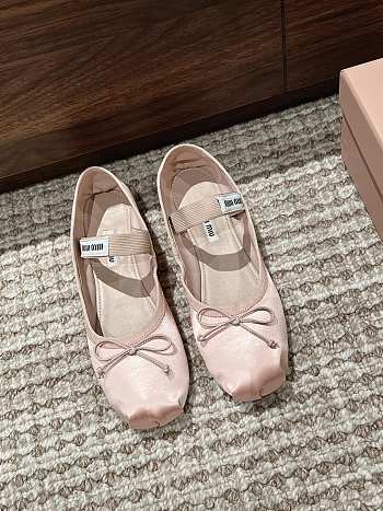Kitlife Miu Miu Women's Pink Satin Ballerina Strap Flats 