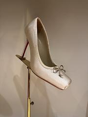 Kitlife Christian Louboutin Cassia Nodo Crepe Beige Satin 100mm  - 1