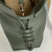 Kitlife Loewe x Albers Flamenco Medium Clutch Bag in Green & Yellow Nappa Leather 30x24.5x10.5cm  - 3