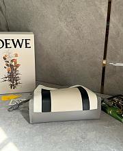 Kitlife Loewe x Albers Flamenco Medium Clutch Bag in White, Black & Grey Nappa Leather 30x24.5x10.5cm - 2