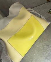 Kitlife Loewe x Albers Flamenco Medium Clutch Bag in Yellow & Off-white Nappa Leather 30x24.5x10.5cm - 2