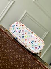 Kitlife Louis Vuitton x TM Lineup Bag Multicolor White M27582 26x13x34.5cm - 2