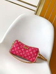 Kitlife Louis Vuitton Pochette Liv Bag Monogram Origine Rose Ruban M27719 24.5x13.5x6.5cm - 1