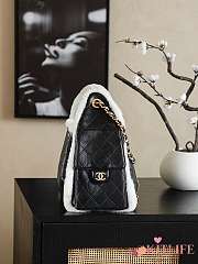Kitlife Chanel Drawstring Handbag Black Leather & Gold Metallic AS5293 30x26x14cm - 4