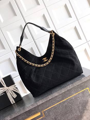 Kitlife Chanel 26C Maxi Hobo Bag Black Suede Calfskin 35x38x14cm