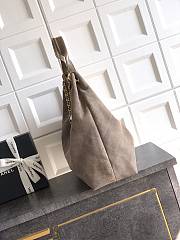 Kitlife Chanel 26C Maxi Hobo Bag Taupe Suede Calfskin 35x38x14cm  - 3