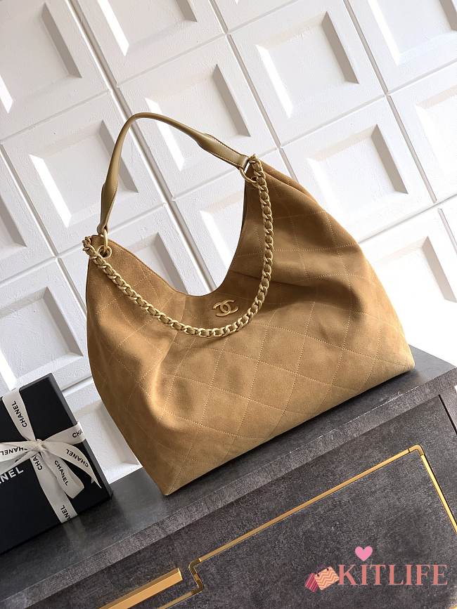 Kitlife Chanel 26C Maxi Hobo Bag Beige Suede Calfskin 35x38x14cm  - 1