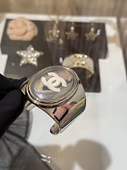 Kitlife Chanel 25S Silver Oval Mirror-Enamel Bangle with White Double C Enamel - 3