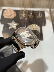 Kitlife Chanel 25S Silver Oval Mirror-Enamel Bangle with White Double C Enamel - 2