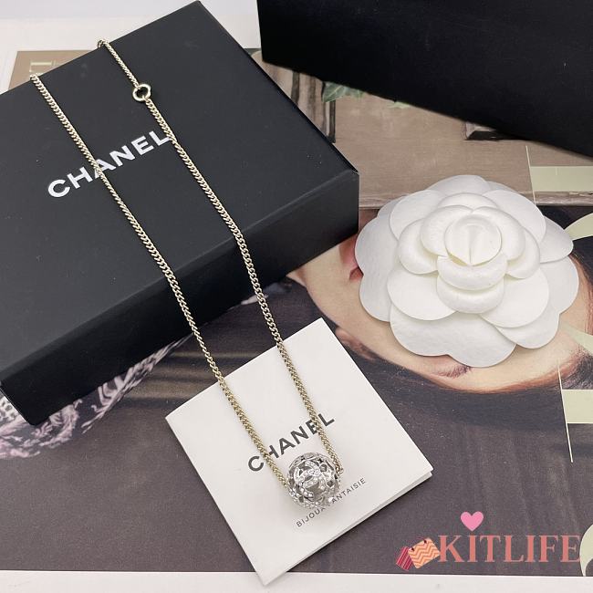 Kitlife Chanel Fragrant Hollow Out Star Silver Ball Necklace - 1