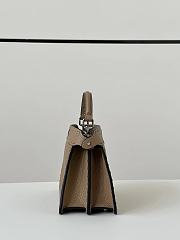 Kitlife Fendi Peekaboo ISeeU Small Bag Beige 20x11x15cm  - 5