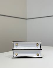 Kitlife Fendi Peekaboo ISeeU Small Bag White 20x11x15cm  - 6