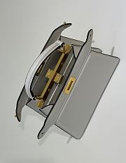 Kitlife Fendi Peekaboo ISeeU Small Bag White 20x11x15cm  - 4