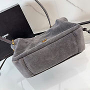 Kitlife Saint Laurent Jamie Medium Shoulder Pouch In Grey Suede 862712 26×18×11cm  - 3