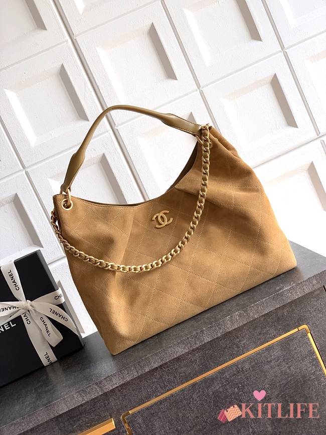 Kitlife Chanel 26C Hobo Bag Beige Suede Calfskin 29x35x13cm - 1