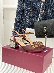 Kitlife Gucci Classic Horsebit Rhinestone Chunky Heel 55mm Sandals Brown - 1