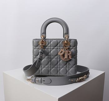 Kitlife Dior Lady My ABC Dior Pearl Buckle Bag Grey 8878 20x16.5x8cm 