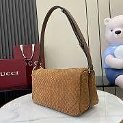 Kitlife Gucci Half Horsebit Medium Shoulder Bag Beige Suede 860787 31.5x17x12cm - 2