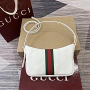 Kitlife Gucci Lunetta Crossbody Bag White Soft Leather 863406 22.5x12.5x3.5cm - 1