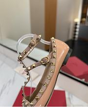 Kitlife Valentino Garavani Rockstud Beige Patent Leather Ballet Flats   - 3