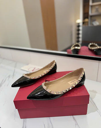 Kitlife Valentino Garavani Black Patent Rockstud Ballet Flats 