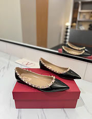 Kitlife Valentino Garavani Black Patent Rockstud Ballet Flats  - 2