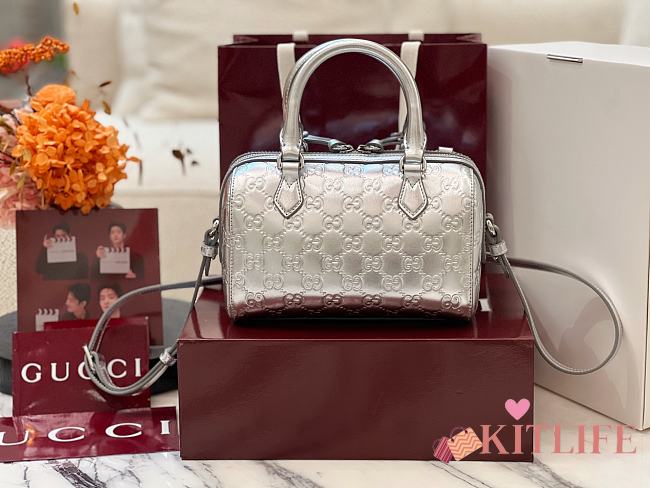 Kitlife Gucci GG Emblem Small Boston Bag Silver Patent GG Leather 848889 20.5×14×11.5cm - 1