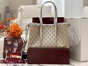 Kitlife Gucci GG Emblem Medium Tote Bag Beige & Silver 815214 30×18×11cm - 1