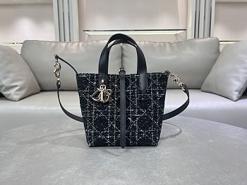 Kitlife Dior Small Toujours Vertical Tote Bag Black Tweed with White Cannage Motif 16×18×12cm