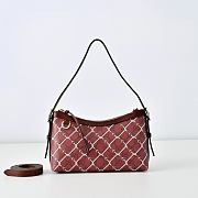 Kitlife Gucci GG Emblem Small Shoulder Bag Rosso Ancora Red 847450 22×14×8cm  - 1