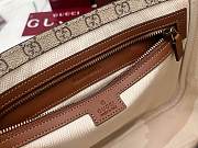 Kitlife Gucci GG Emblem Medium Crossbody Bag Beige 821154 29×23×7.5cm - 2