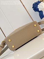 Kitlife Louis Vuitton Capucines Mini Bag Taupe M14177 21x13x8cm - 6