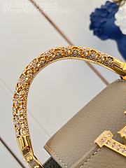 Kitlife Louis Vuitton Capucines Mini Bag Taupe M14177 21x13x8cm - 5