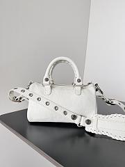Kitlife Balenciaga Le Cagole Mini White Duffel Bag 20x14x12cm  - 3