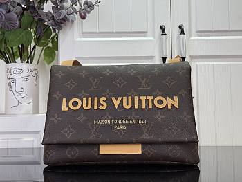 Kitlife Louis Vuitton Take Out Messenger Bag Brown M28113 32x22x12cm