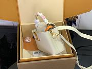 Kitlife Louis Vuitton Capucines Mini Bag Beige M14976 21x14x8cm - 6