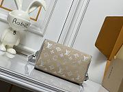 Kitlife Louis Vuitton Speedy Bandoulière 20 Bag Beige & Silver M58953 20.5x13.5x12cm - 3