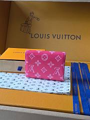 Kitlife Louis Vuitton Victorine Monogram Origine Rose Ruban M27690 12x9.5x2.5cm  - 3