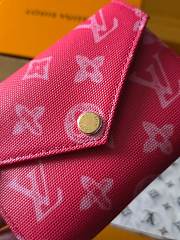 Kitlife Louis Vuitton Victorine Monogram Origine Rose Ruban M27690 12x9.5x2.5cm  - 2