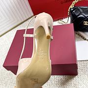 Kitlife Valentino Garavani VLogo Signature Pumps Beige Patent Leather 80mm  - 5
