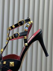 Kitlife Valentino Garavani Studdy Kidskin Pumps Black - 3
