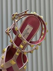 Kitlife Valentino Garavani Studdy Kidskin Pumps Beige - 5