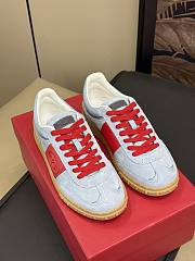 Kitlife Valentino Garavani Upvillage Crosta Sneakers Blue & Red - 3