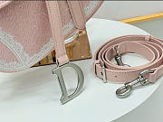 Kitlife Dior Small Saddle Bag with Strap Rose Soupir Dior Oblique Embroidery and White Lace 20x16x5cm - 4