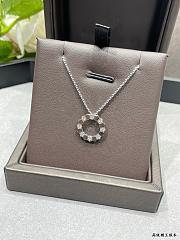 Kitlife Chaumet Bee de Chaumet Small Model Pendant Necklace in Silver / Rose Gold  - 5