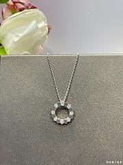 Kitlife Chaumet Bee de Chaumet Small Model Pendant Necklace in Silver / Rose Gold  - 4