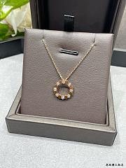 Kitlife Chaumet Bee de Chaumet Small Model Pendant Necklace in Silver / Rose Gold  - 2