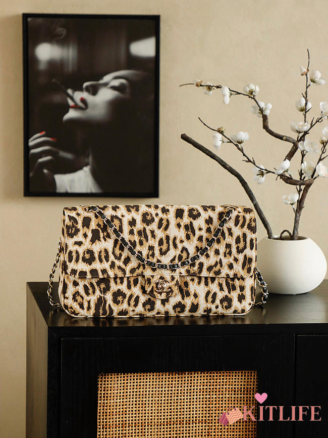 Kitlife Chanel 2026 Leopard Print Chain Bag 18x33x8cm - 1