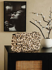 Kitlife Chanel 2026 Leopard Print Chain Bag 18x33x8cm - 2